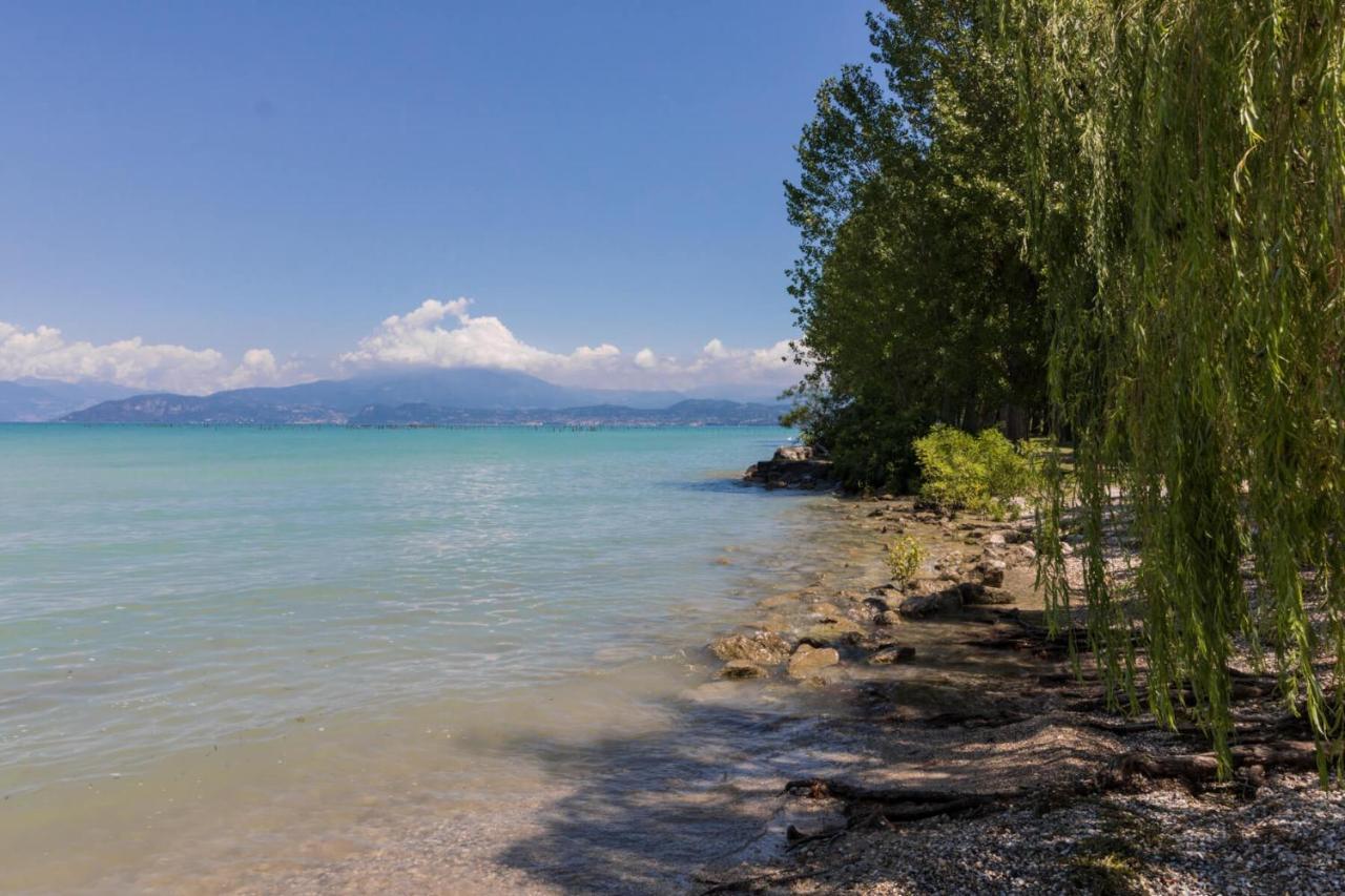 Villa Elisea Sirmione Buitenkant foto